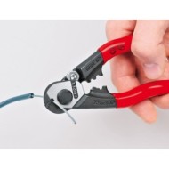 Cleste cu suprafata lustruita si manere cu manson din plastic, Knipex