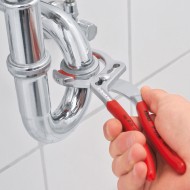 Cleste prindere tevi cu suprafata cromata cu protectie de plastic pentru falci si manere cu manson din plastic, Knipex