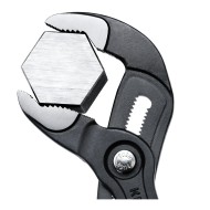 Cleste Cobra, suprafata cromata si manere din plastic anti-alunecare, Knipex