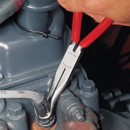 Cleste cu falci lungi, semi-rotunde inclinate 45°, utilizate pentru prinderea bujiilor si componentelor rotunde, Knipex