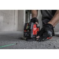Nivela laser in cruce model L4 CLIP cu functie de fir cu plumb, fascicul verde, Milwaukee