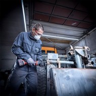 Polizor axial modelul DGE 25 EC C, Ø max disc de slefuire 50 mm, motor fara perii, FLEX