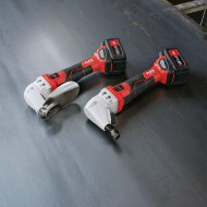 Masina pentru crestaturi interioare modelul KNE 16 EC C, viteza de lucru 2.2 m/min., 1950 - 4250 rpm, FLEX