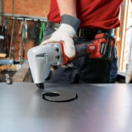 Masina pentru crestaturi interioare modelul KNE 16 EC C, viteza de lucru 2.2 m/min., 1950 - 4250 rpm, FLEX