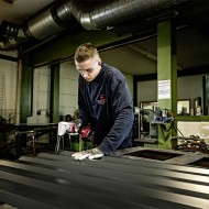 Masina pentru crestaturi interioare modelul KNE 16 EC C, viteza de lucru 2.2 m/min., 1950 - 4250 rpm, FLEX