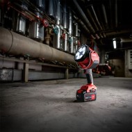 Lanterna modelul WL 2800, flux luminos 1000 / 2800 lm, cap rotativ la 180°, filet de 1/4" pentru trepied, FLEX