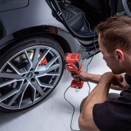 Lanterna modelul WL 2800, flux luminos 1000 / 2800 lm, cap rotativ la 180°, filet de 1/4" pentru trepied, FLEX