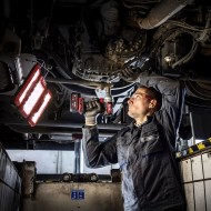 Proiector modelul TL 4000, flux luminos 1000 / 2000 / 4000 lm, inaltime reglabila 1.1 - 2.2 m, rotire 180°, FLEX