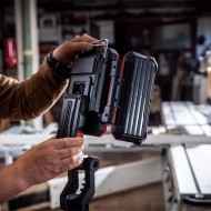 Proiector modelul TL 4000, flux luminos 1000 / 2000 / 4000 lm, inaltime reglabila 1.1 - 2.2 m, rotire 180°, FLEX