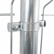 Brida zincata electrostatic / RAL 6005 de fixare traseu pe stalpi rotunzi de Ø 48.3 mm / l Ø 1/2 inch, banda 20 x 2 mm, Rocast